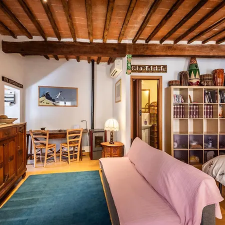 In The Medieval Village Appartamento Radicondoli