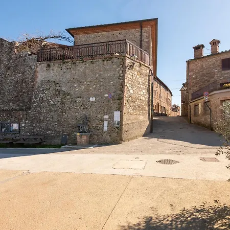 In The Medieval Village * Radicondoli